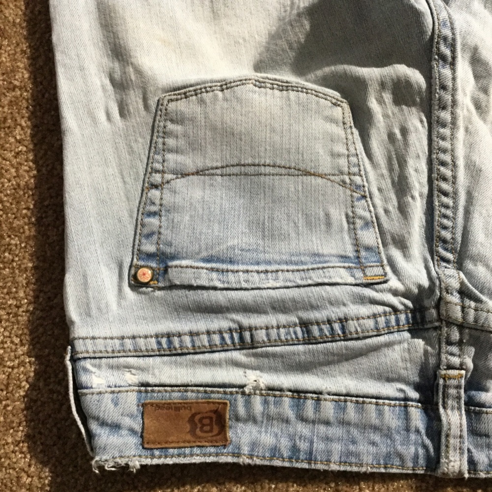 Bullhead Denim 9L Huntington Distressed Flare